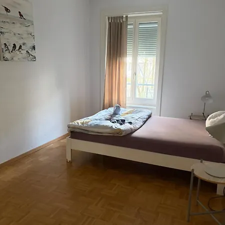 Apartment 2 Aus41 0f R 8045 S1 *