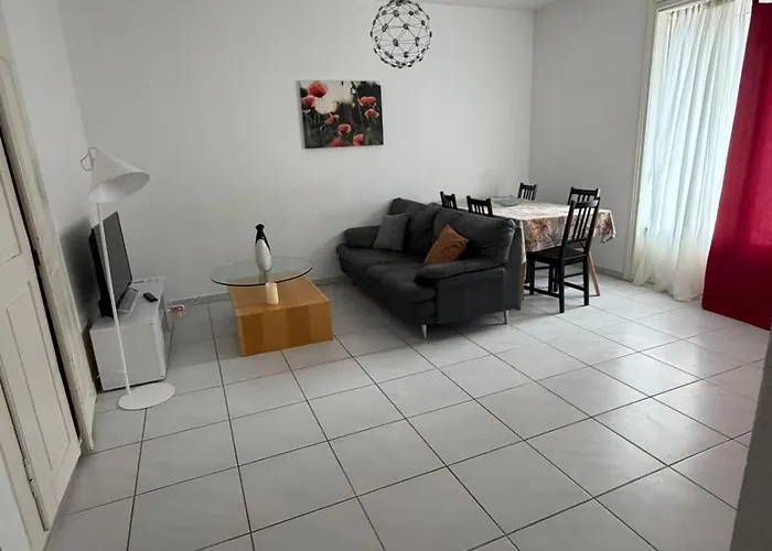 2 Aus41 0f R 8045 S1 Apartment Zurich